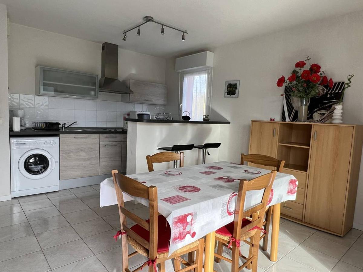 Appartement T2 Confortable Avec Terrasse, Proche Centre Ville Et Thermes, Cambo-Les-Bains - Fr-1-495-30 Exteriör bild
