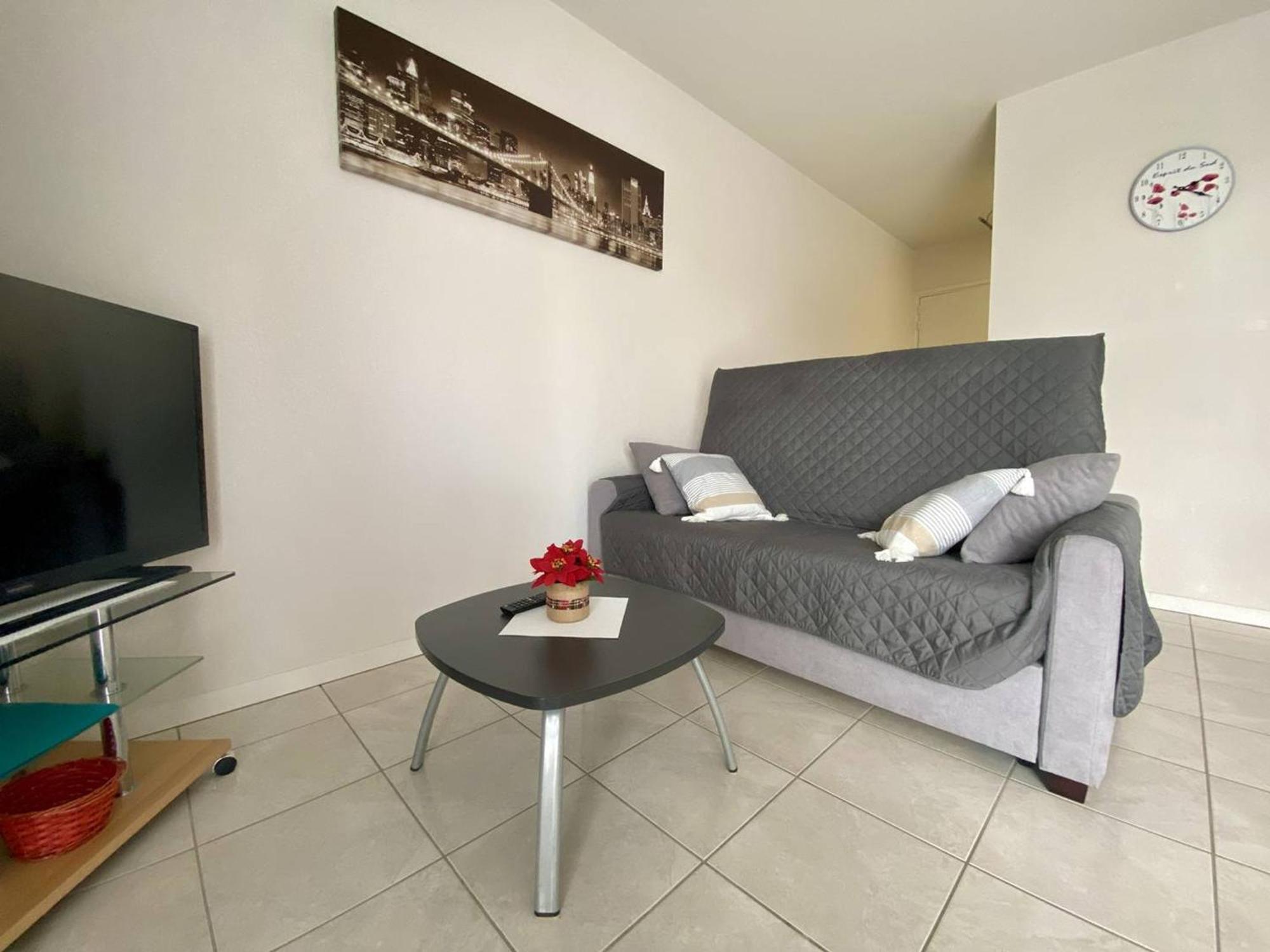 Appartement T2 Confortable Avec Terrasse, Proche Centre Ville Et Thermes, Cambo-Les-Bains - Fr-1-495-30 Exteriör bild